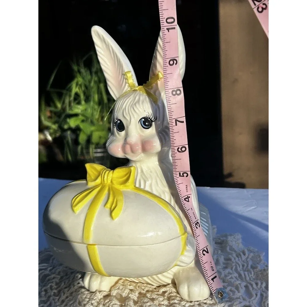 Vintage 1980 Arnel’s Bunny Rabbit Covered Candy Dish  W/lid
